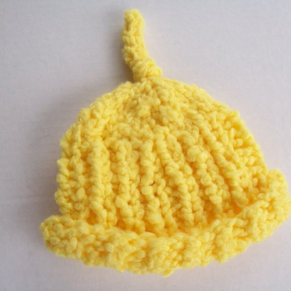 Hand Crafted Baby Blanket Hat Set Yellow Chunky Knit Swaddle Napper Cozy… - Picture 7 of 9